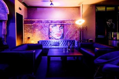 Ego club 6