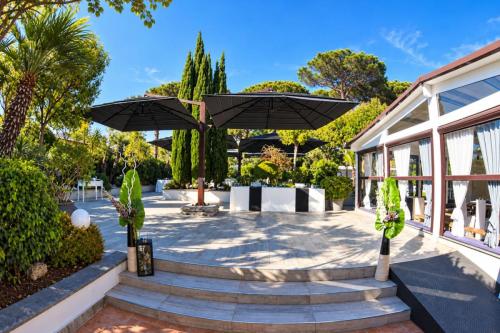 gallery-lounge-garden-palocco-13